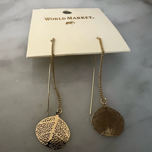 Jewelry - Delicate leaf motif dangling earrings. Unworn.